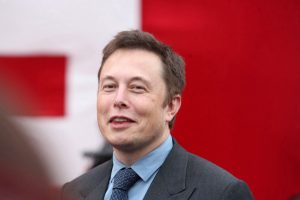 #ÌØË¹À­ÕýÊ½½øÈëÉÏº£ ÏòÊ×Åú³µÖ÷½»¸¶MODEL S插图