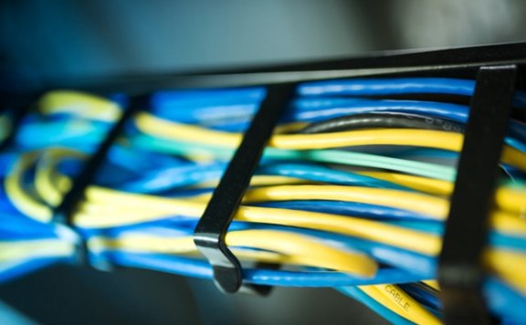 美国电信运营商CenturyLink宕机导致全球网络流量下降3.5%