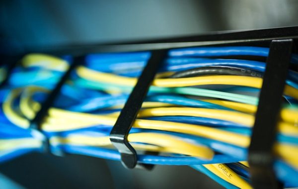 美国电信运营商CenturyLink宕机导致全球网络流量下降3.5%