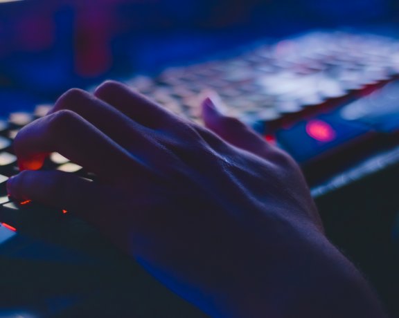 买卖机械网因被ddos攻击导致损失2.3万元