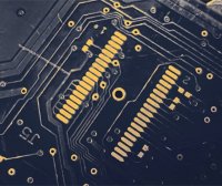 ddos攻击是利用什么进行攻击